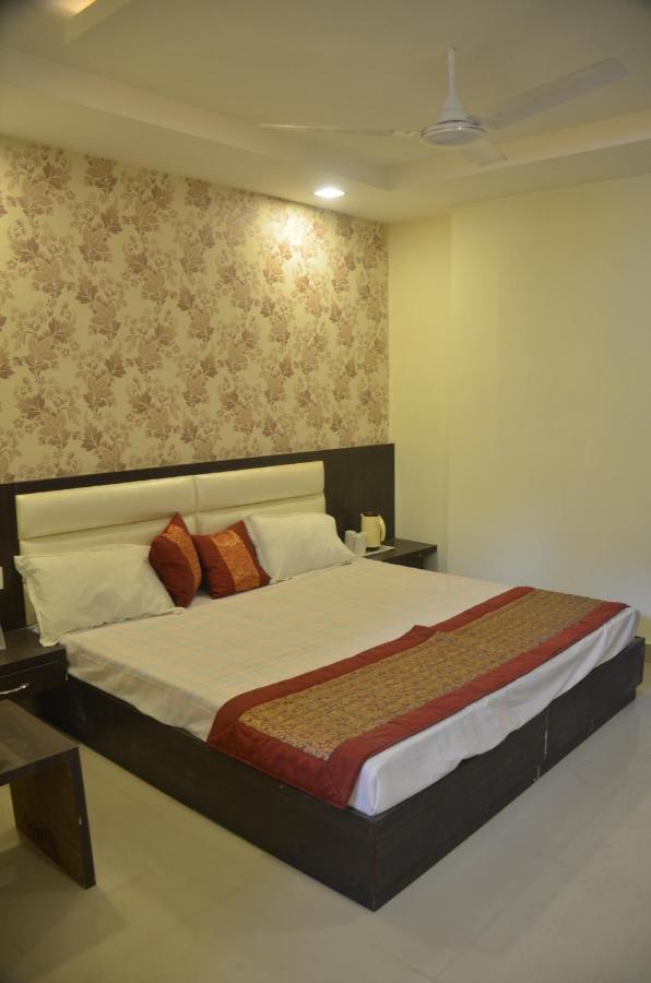 كانبور Hotel Krishna Galaxy المظهر الخارجي الصورة